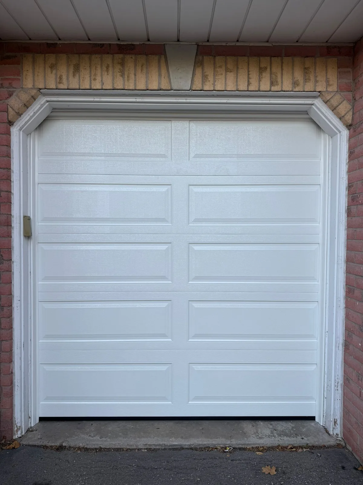 Garage door installation - GTA residential project 04